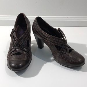 Indigo by Clarks Kona Blend Cage Heels Size 5